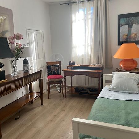 Appartement Standing Hotel Particulier มงต์เปอลิเยร์ ภายนอก รูปภาพ