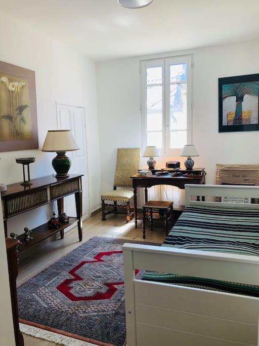 Appartement Standing Hotel Particulier มงต์เปอลิเยร์ ภายนอก รูปภาพ
