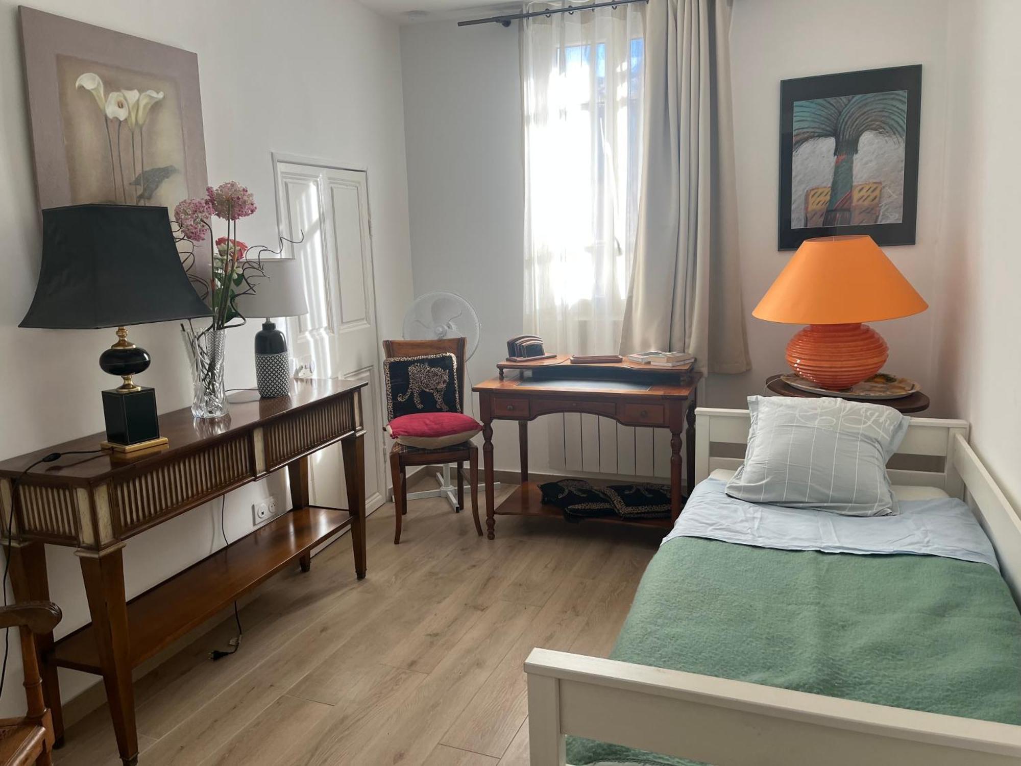 Appartement Standing Hotel Particulier มงต์เปอลิเยร์ ภายนอก รูปภาพ